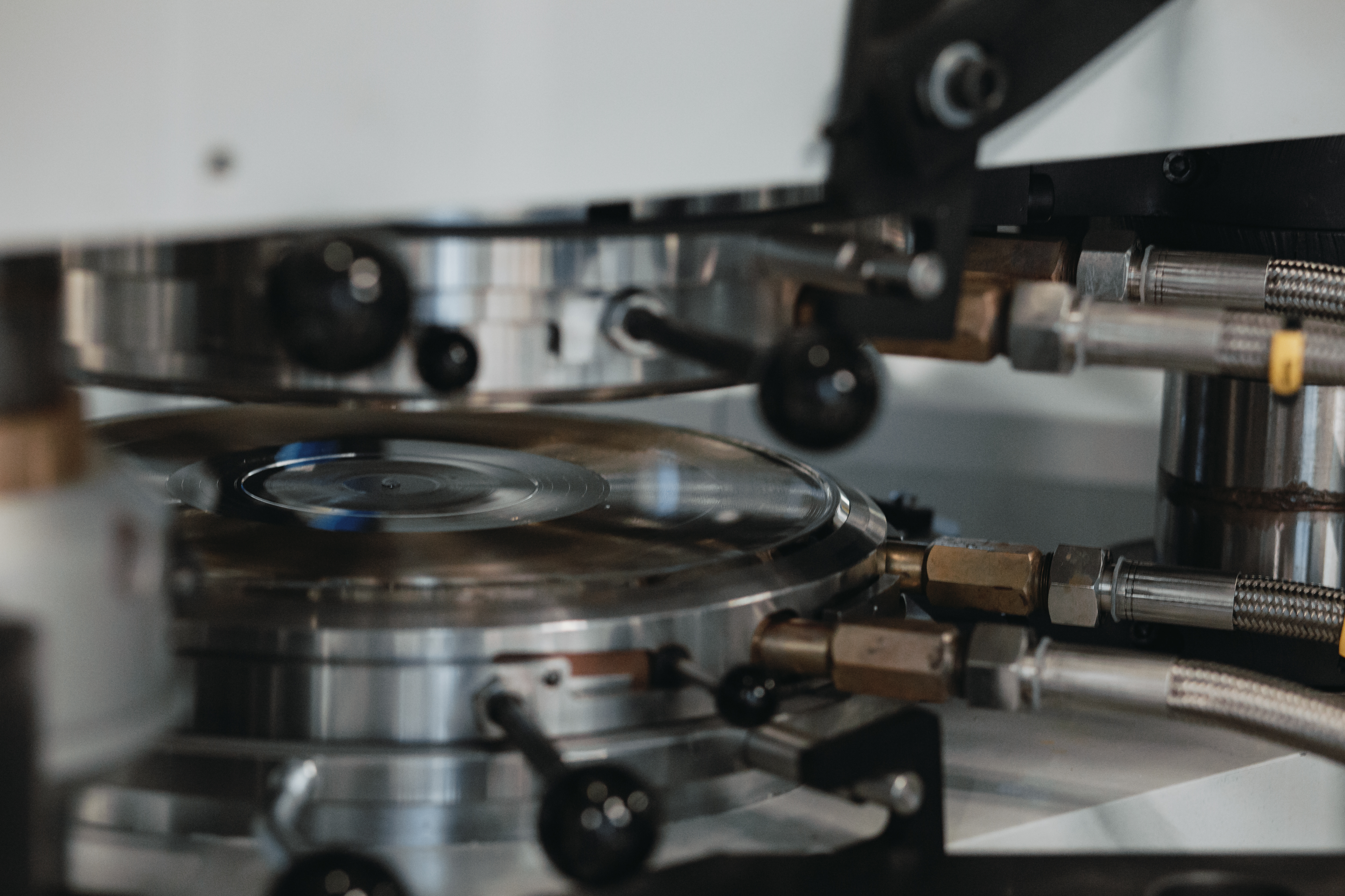 Deepgrooves Vinyl Pressing Plant | Order Your Vinyl Records Here